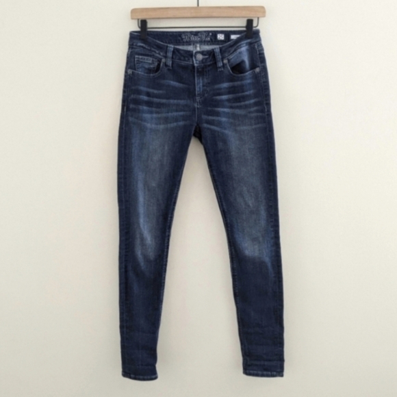 Miss Me Embroidered Pocket Skinny Jeans - Picture 2 of 9